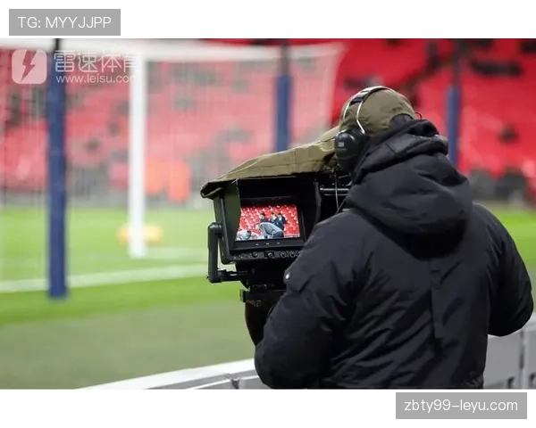 英超球队拖拉机步入新纪元，复兴征程引发关注