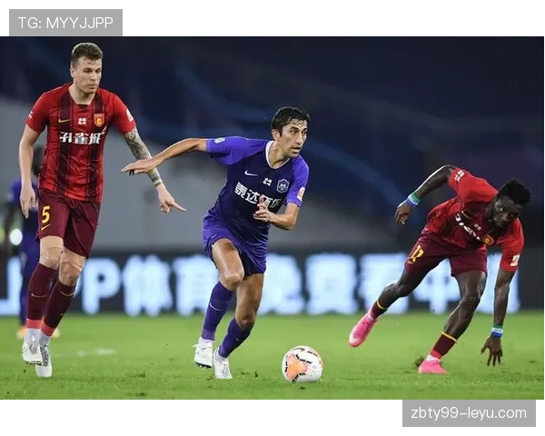 莱万多夫斯基表现稳健，持续刷新进攻艺术新高度