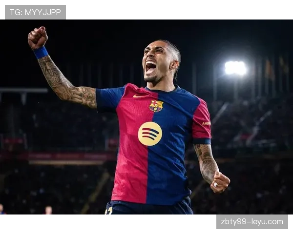 欧冠对阵巴萨梅开二度：迪巴拉的生涯高光