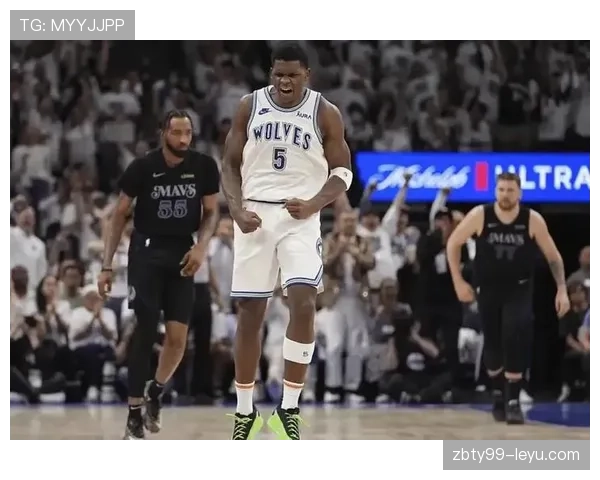 里夫斯利用挡拆拉开空间 提升关键时刻三分命中率